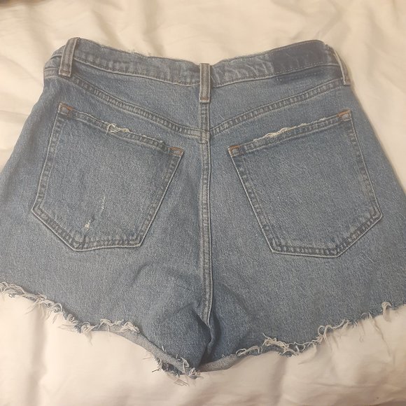 Curve Love The 90s Relaxed Cutoff Short High Rise - Picture 3 of 3